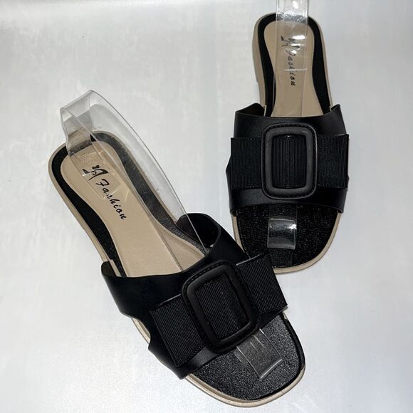 𝅺Black Buckle Slide On Sandals - Picture 3 of 4